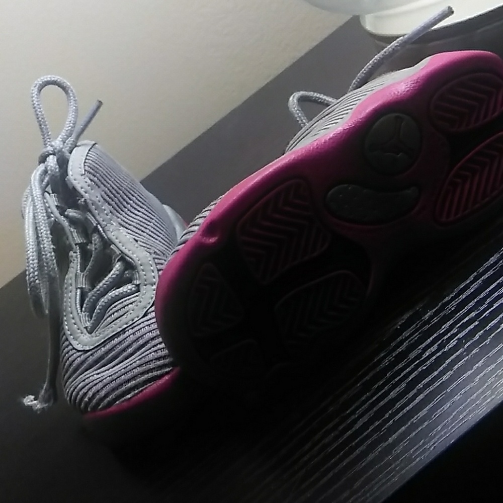 Jordans - Picture 4 of 4